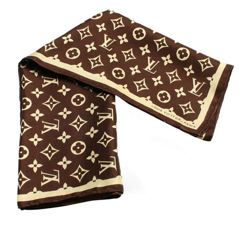 louis vuitton shawl logo